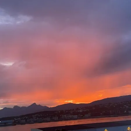 Comfy In Tromsø
